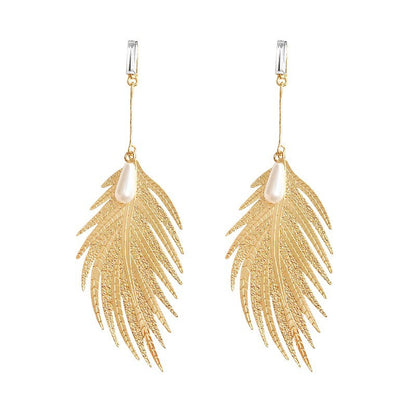 Leaves Hollowed Out Pearl Earrings Women''s New Korean Temperament