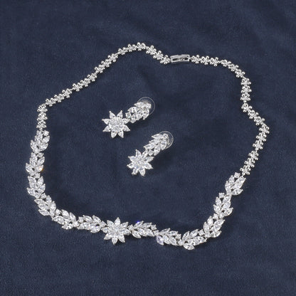 New Product, Simple Style, Exquisite Flower, Water Drop Zircon, Women's Necklace