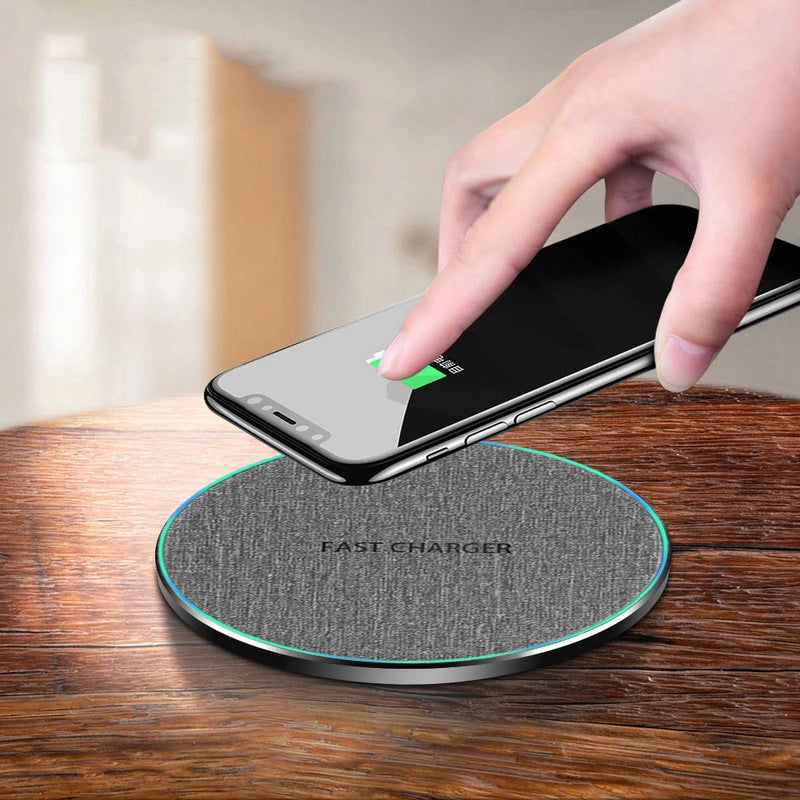 Compatible with Apple , Android Apple Wireless Charging Smart Type-C Desktop Wireless Charger