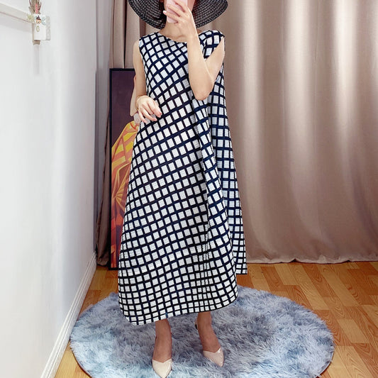 Loose irregular skirt plus size dress