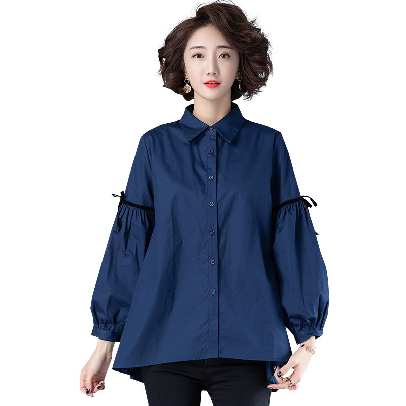 Loose white long-sleeved plus size shirt