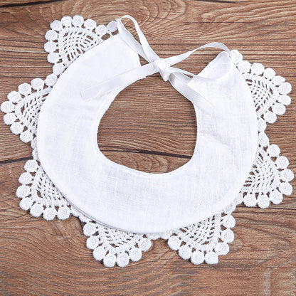 Hollow lace wild bib
