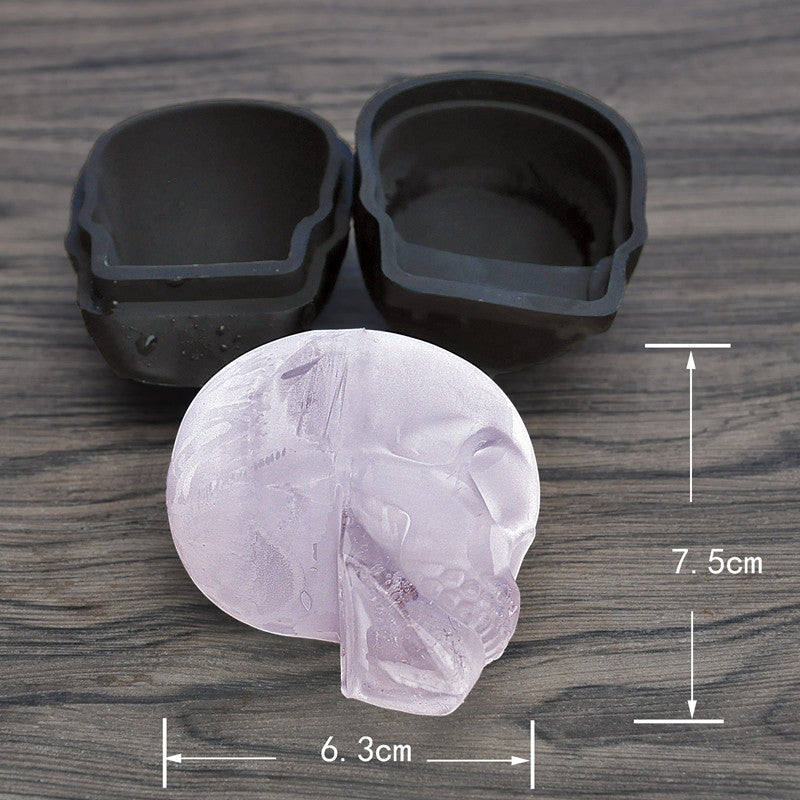 Creative and terrifying ice maker