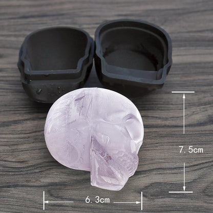 Creative and terrifying ice maker