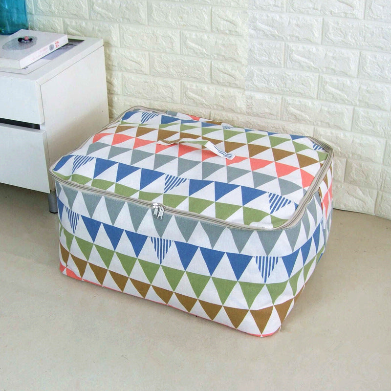 Portable clothes storage box