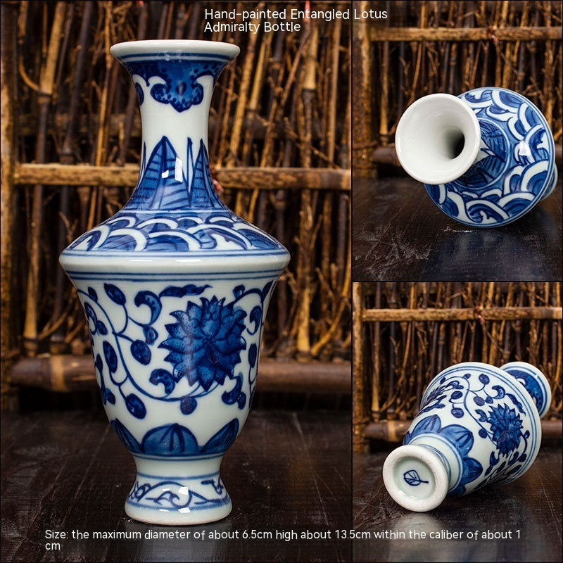Jingdezhen Ceramic Small Vase Hydroponic Antique Shelf Ornament Hand-painted Blue And White Porcelain Bottle Souvenirs