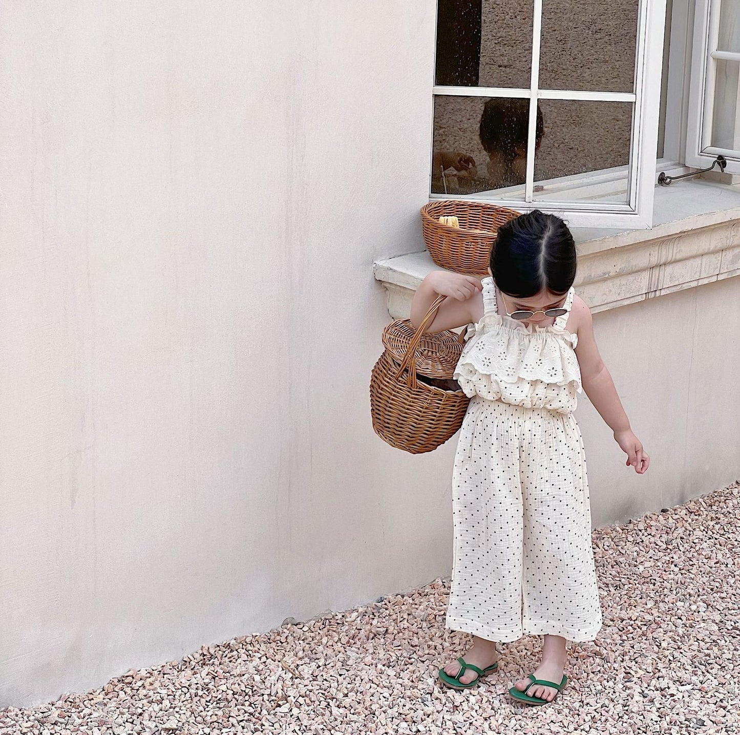 Fashion Personality Girl's Polka Dot Sling Suit