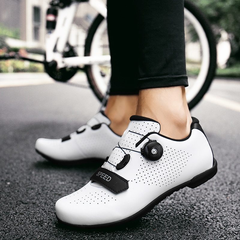 Bicycle riding shoes
