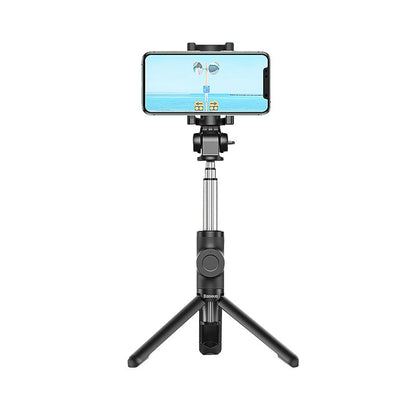 All-in-one selfie artifact