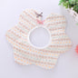 360° rotating flower waterproof saliva towel