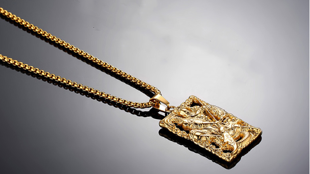 Titanium steel lace relief Guan Gong pendant pendant