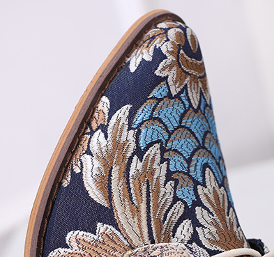 Plus size pointed toe thick heel women's shoes