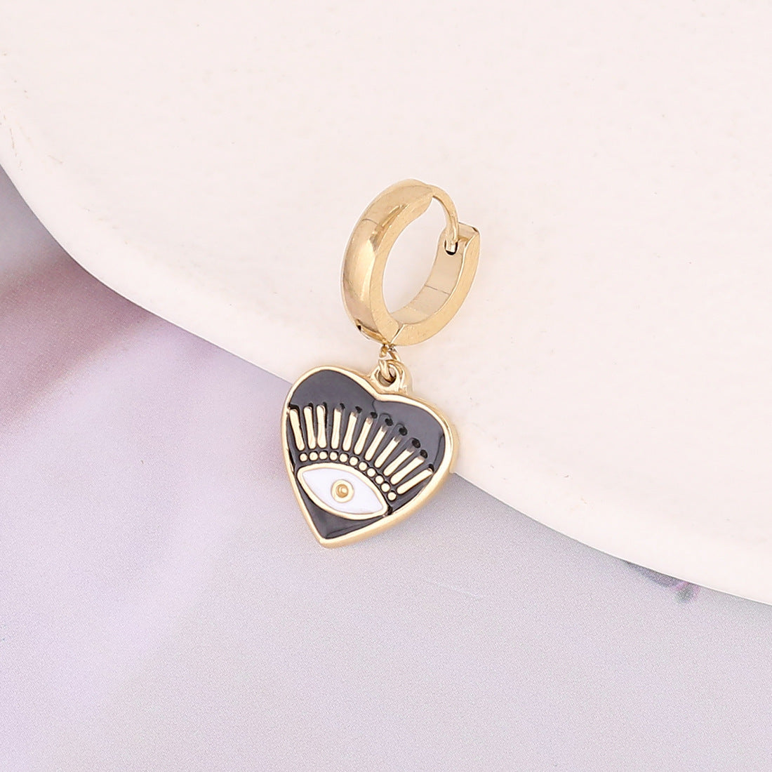 Fashion Personalized Dripping New Female With Hearts Eye Earrings