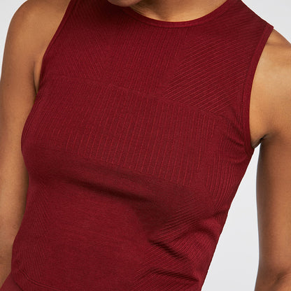 Seamless striped slot yoga clothing suit