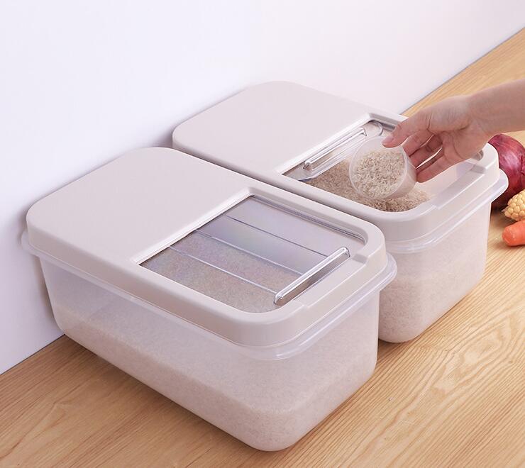 Japanese 10kg plastic barrel kitchen cabinets moistureproof transparent rice storage box with household migang cylinder food box