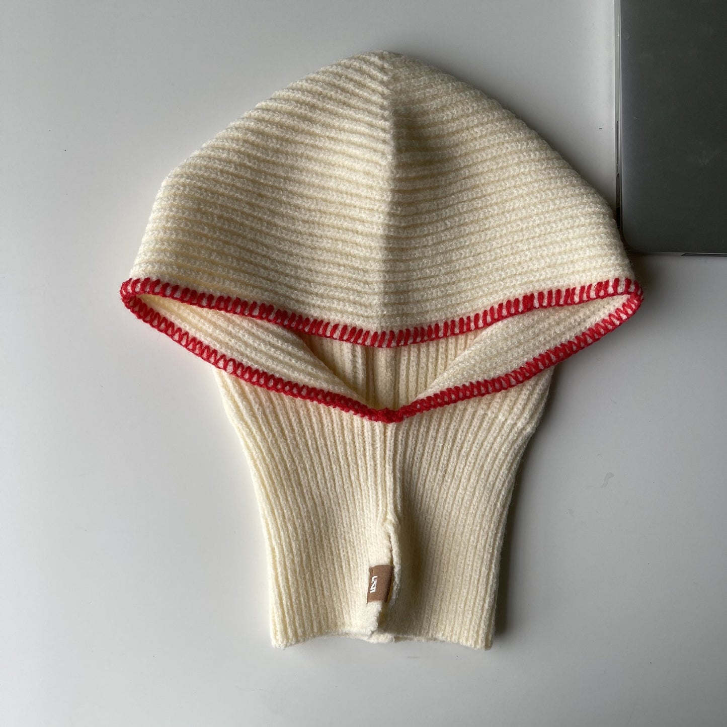 Special-interest Design Autumn And Winter Warm Cool Contrast Color Edge Sealing One-piece Scarf Knitted Woolen Cap