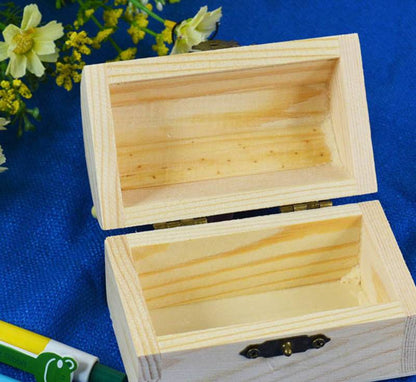 Beautifully wrapped gift ring jewelry box