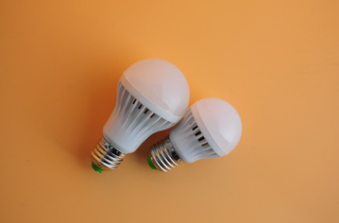 Led sound-controlled bulb corridor sound-light controlled bulb 3w5WE27 screw induction bulb energy-saving bulb bulb emergency lamp