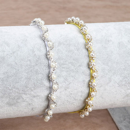 Children's headband with pearls and flowers