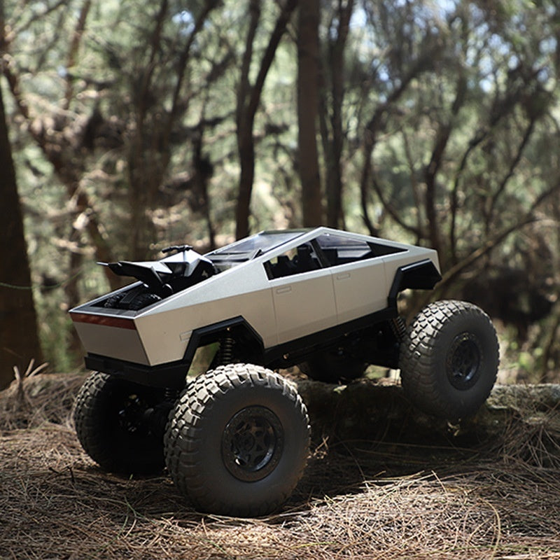Oversized Cyberpickup Rock Crawler High-speed Full-time Four-wheel Drive Off-road Vehicle