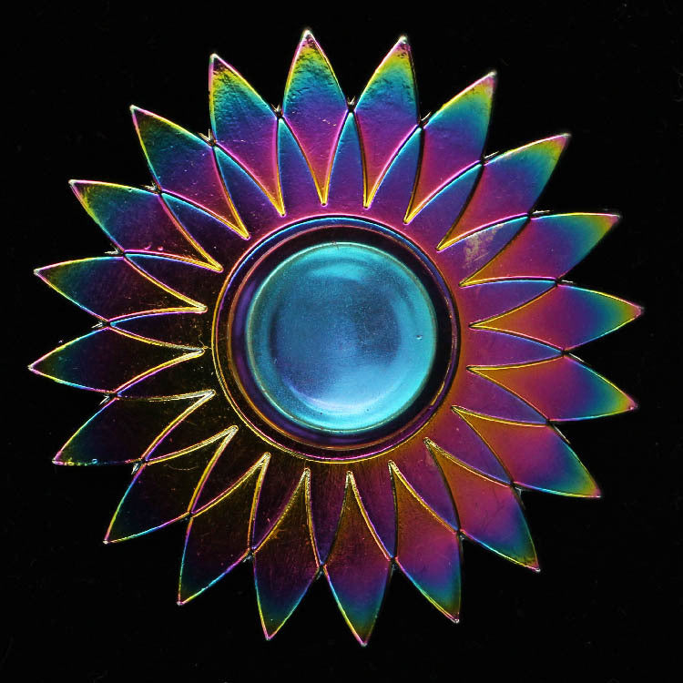 Electroplating colorful fingertip spinning top