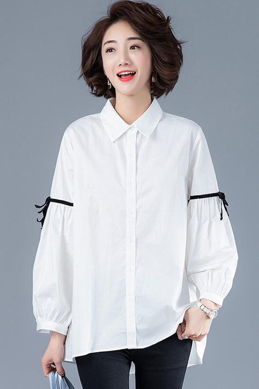 Loose white long-sleeved plus size shirt