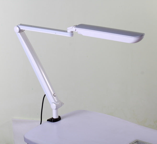 Special Lighting For Beauty Salons And Home Nail Tables