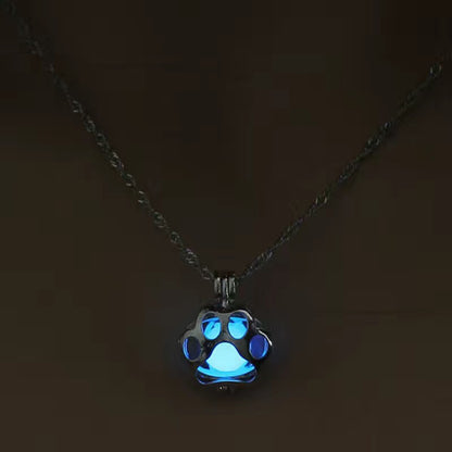 Retro Film And Television Peripheral Sword Luminous Necklace