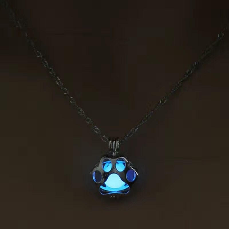 Retro Film And Television Peripheral Sword Luminous Necklace