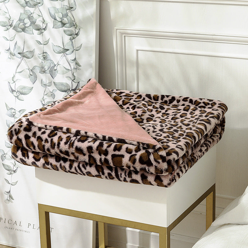 Modern European-style Double Sofa Nap Blanket