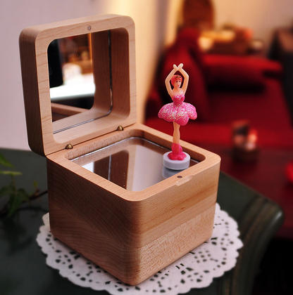 Chinese Valentine's Day gift male wooden music box
