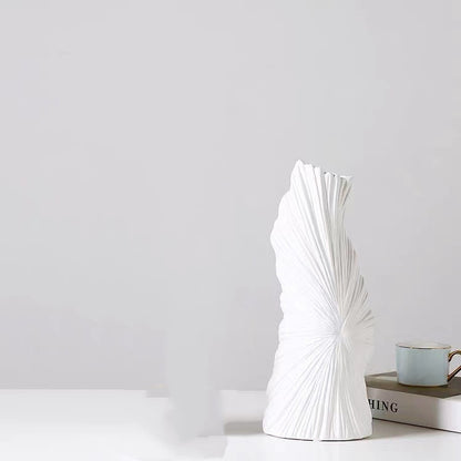 Simple Modern Black And White Geometric Ceramic Vase Ornaments