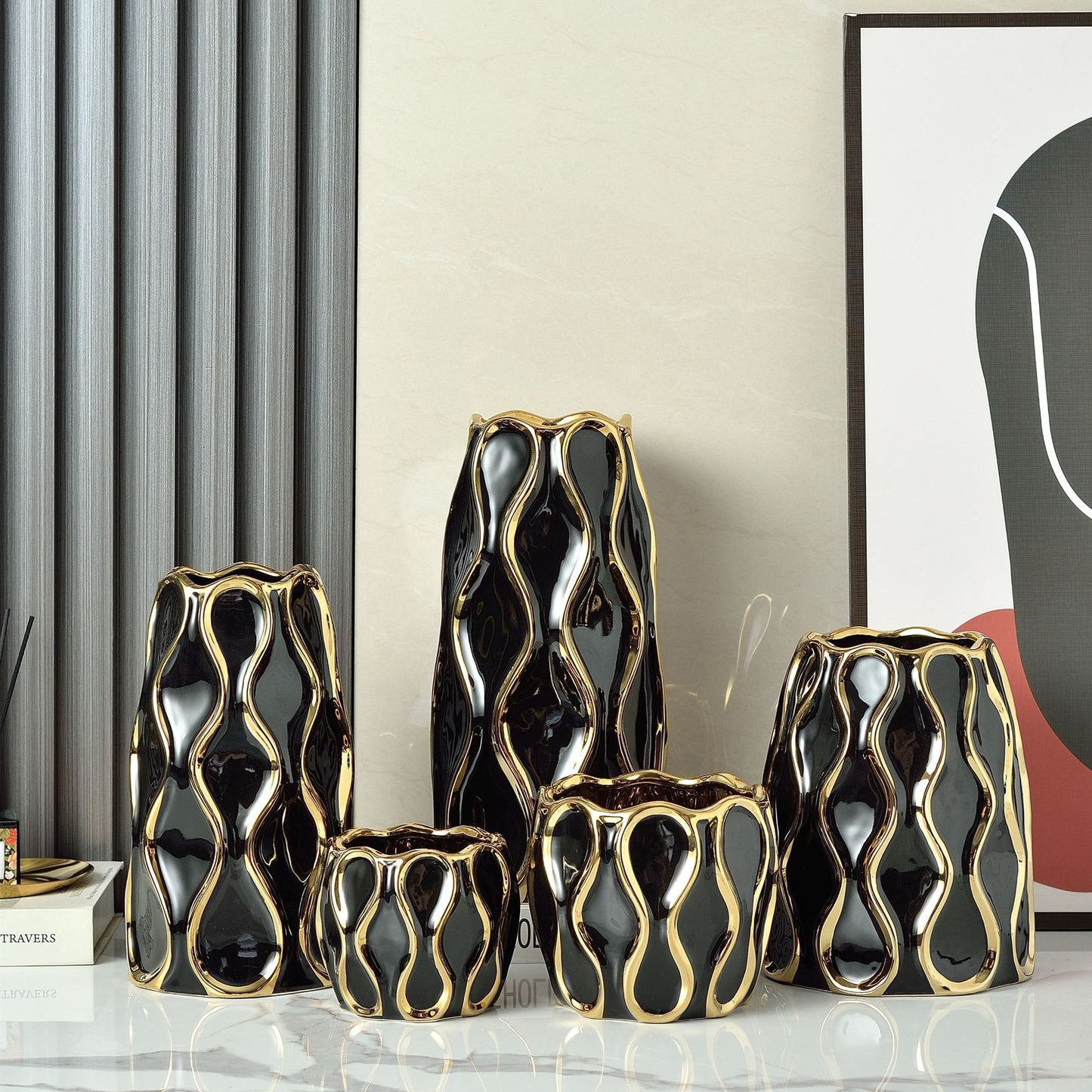 Simple Modern Black And White Gold Plated Ceramic Vase