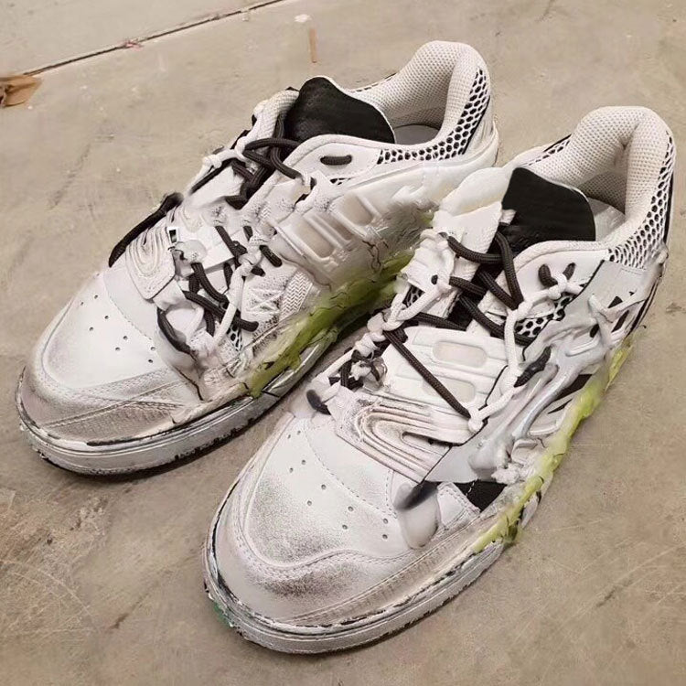 Retro distressed creative design GRAFFITTI Women's shoes