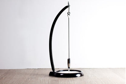 Gravity sand swing sand table