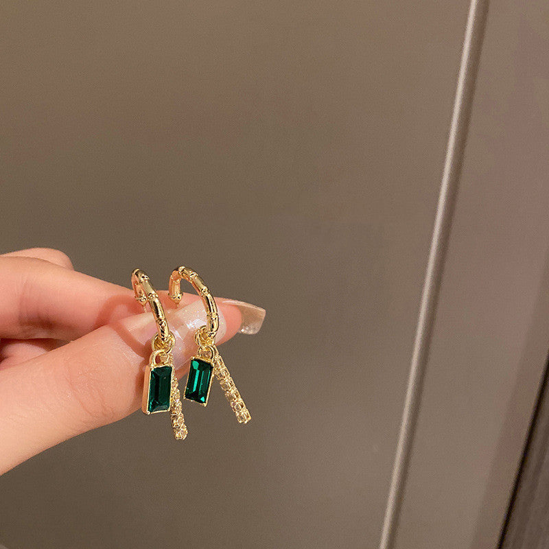 925 Silver Needle Personalized Design Diamond Green Zircon Earrings