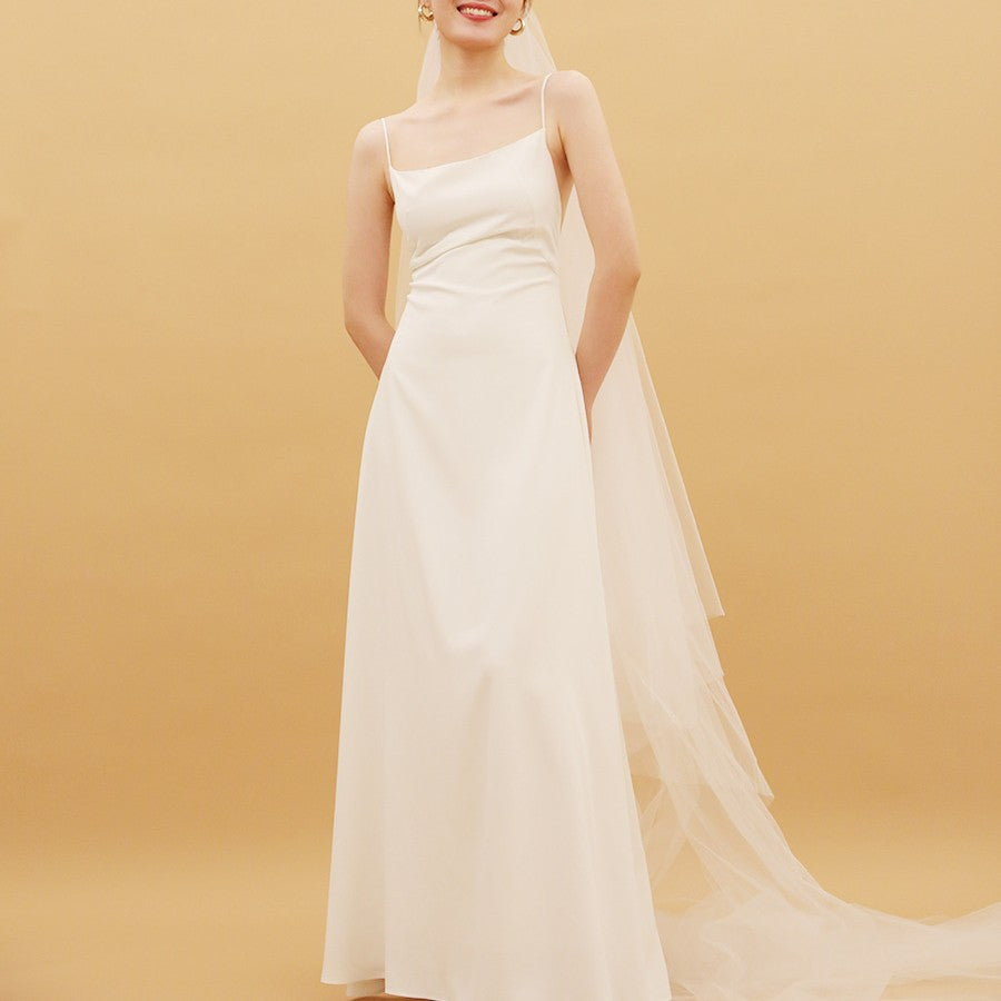 Travel Photo Light Wedding Dress With White Strap