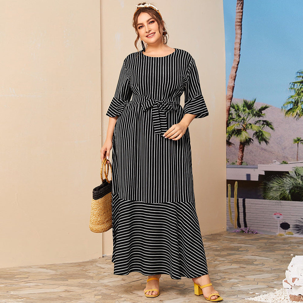 Plus size round neck striped dress