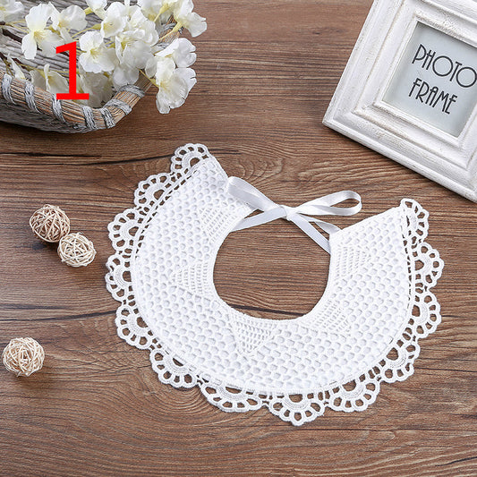 Hollow lace wild bib