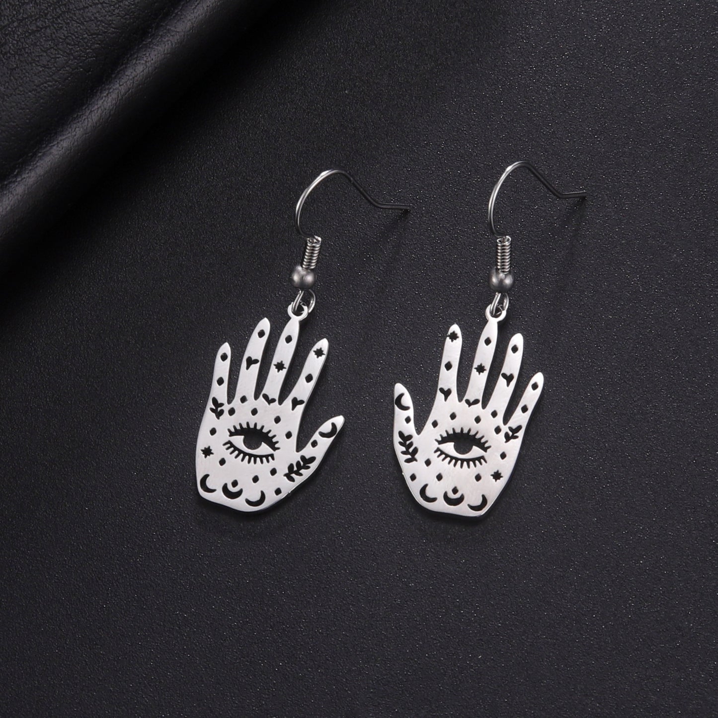 Retro Exaggerated Personalized Hip Hop Palm Hollow Eye Earrings