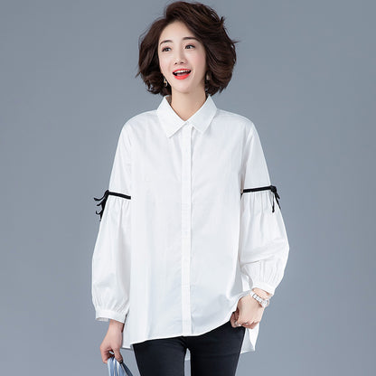 Loose white long-sleeved plus size shirt