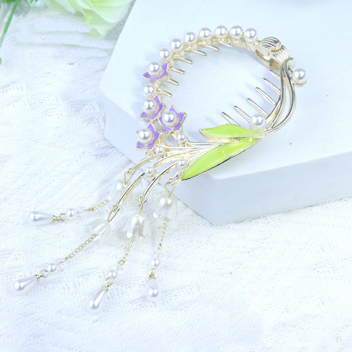 Plant Mori Ancient Style Coiffure Flower Grip Clip