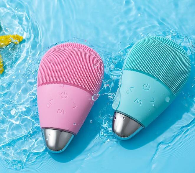 Electric Facial Cleansing Brush