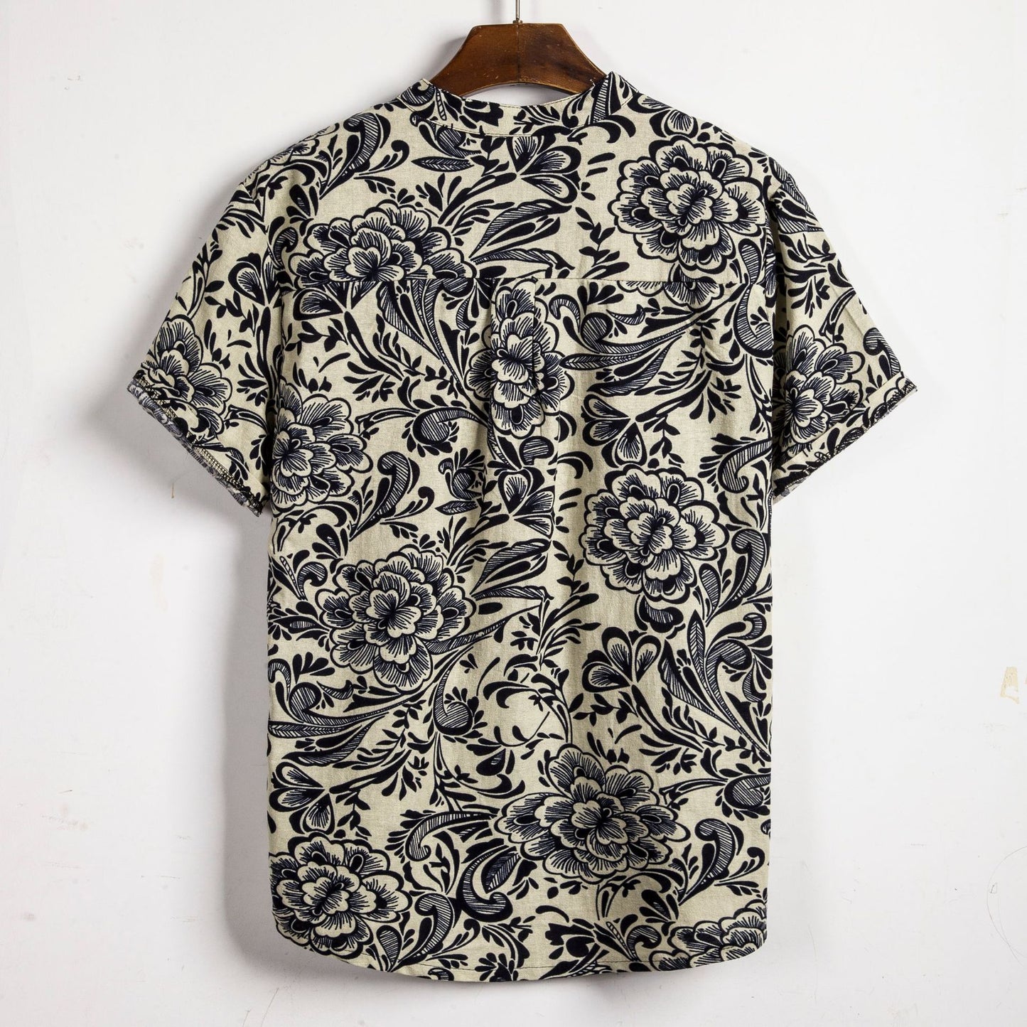 Men's plus size floral short sleeve shirt