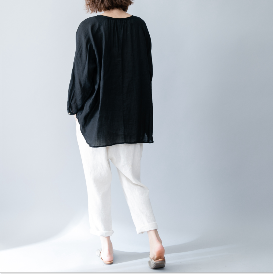 Plus Size Women Fat Sister Looks Thin