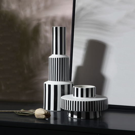 Minimalist Black And White Geometry Striped Ceramic Vase Decoration