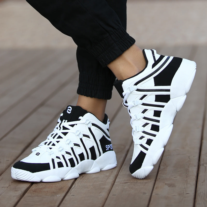 New retro Black Sporty design unisex sports shoe for TEENS