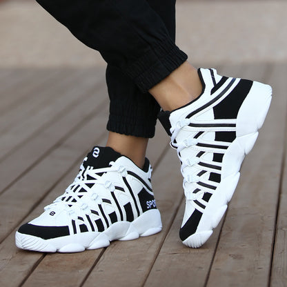 New retro Black Sporty design unisex sports shoe for TEENS