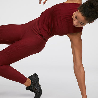 Seamless striped slot yoga clothing suit