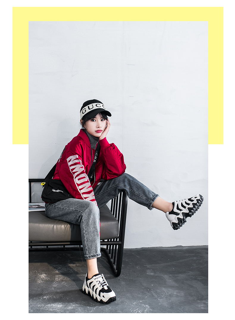 Urban teen Red retro design on white no tying sports shoe